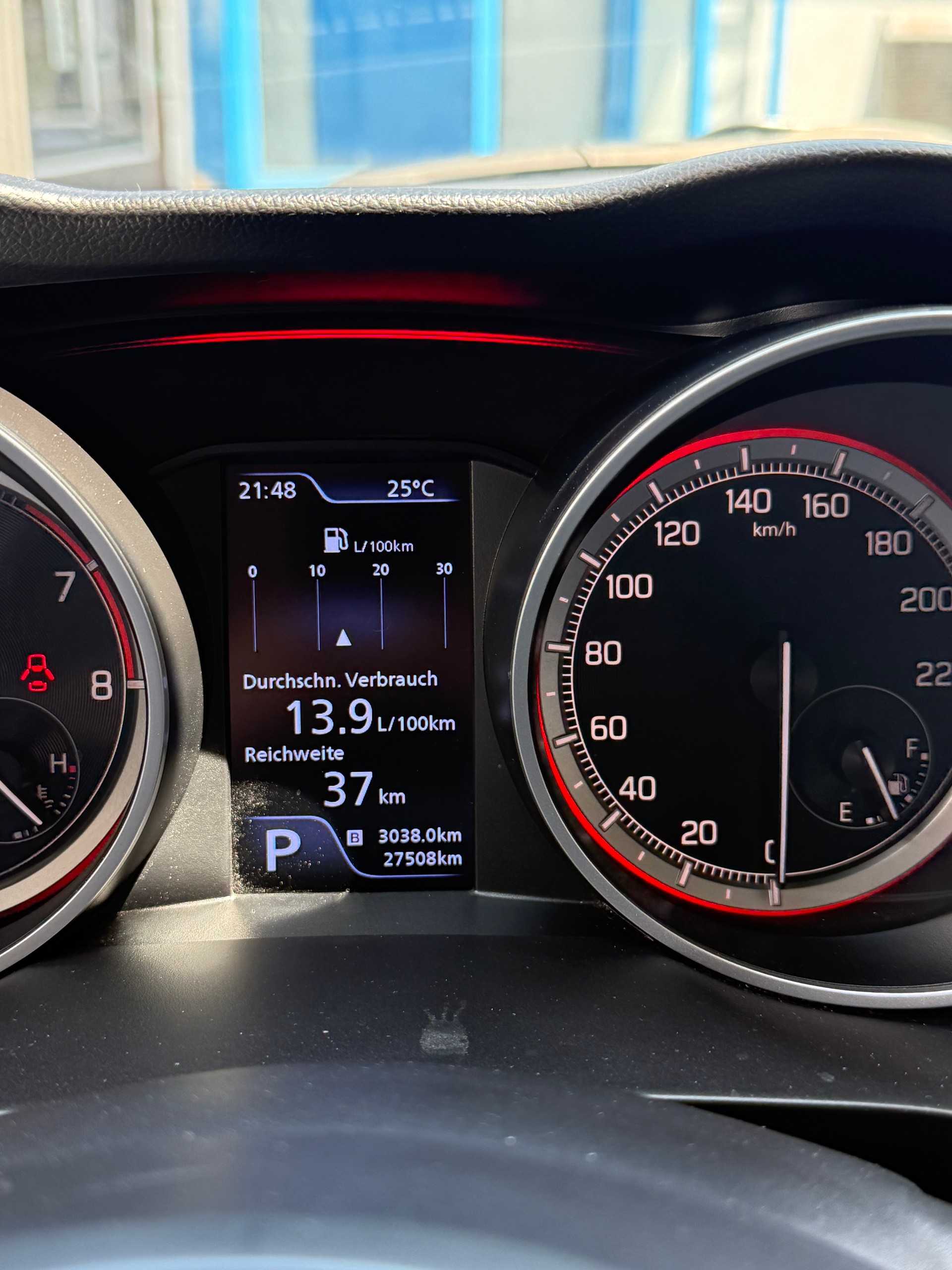 SUZUKI Swift 1.0 12V Compact Top Automatic-image-8