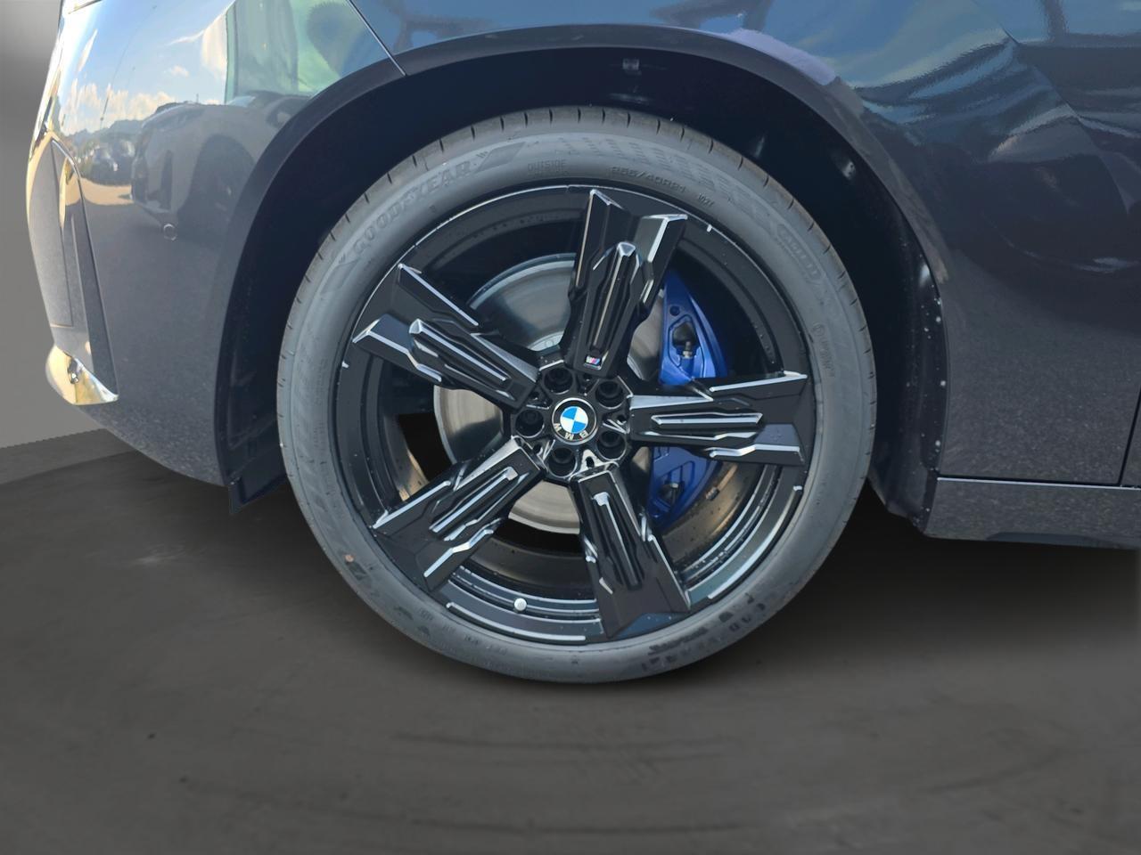 BMW X3 M50i-showroom-element-3