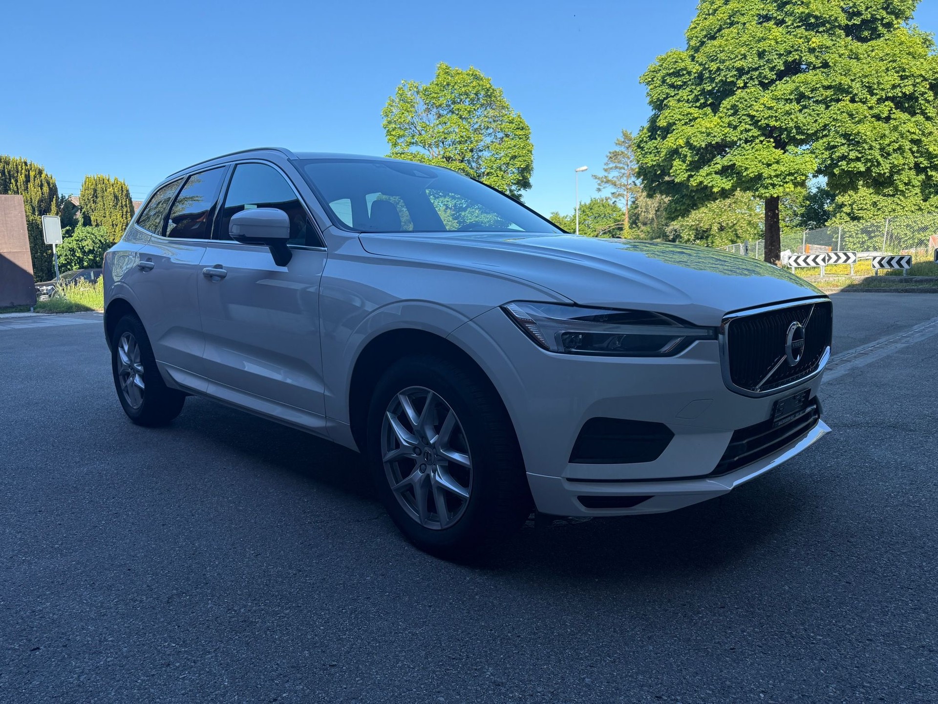 VOLVO XC60 D4 Momentum Geartronic-image-15