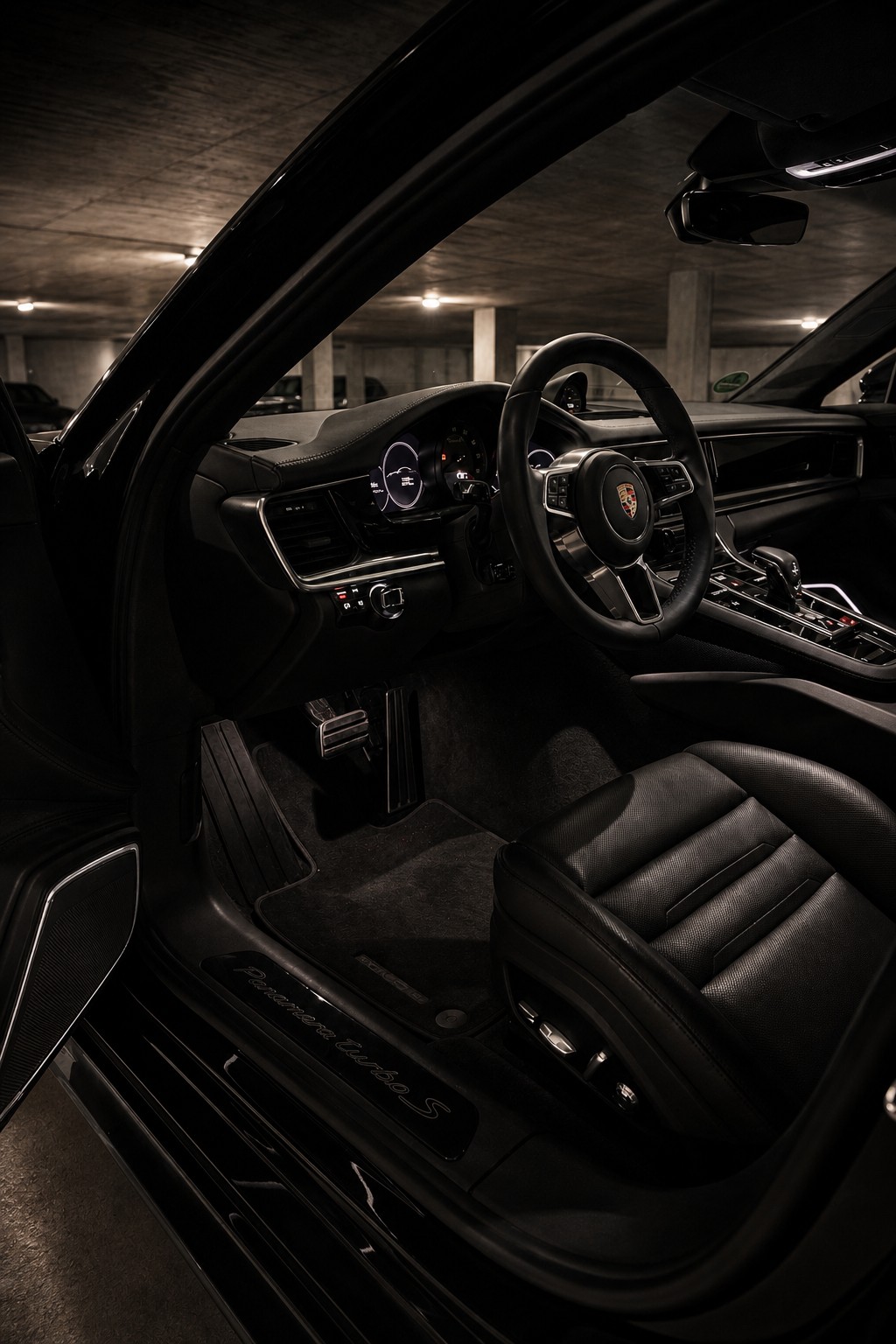 PORSCHE 4.0 V8 Turbo S E-Hybrid-image-4