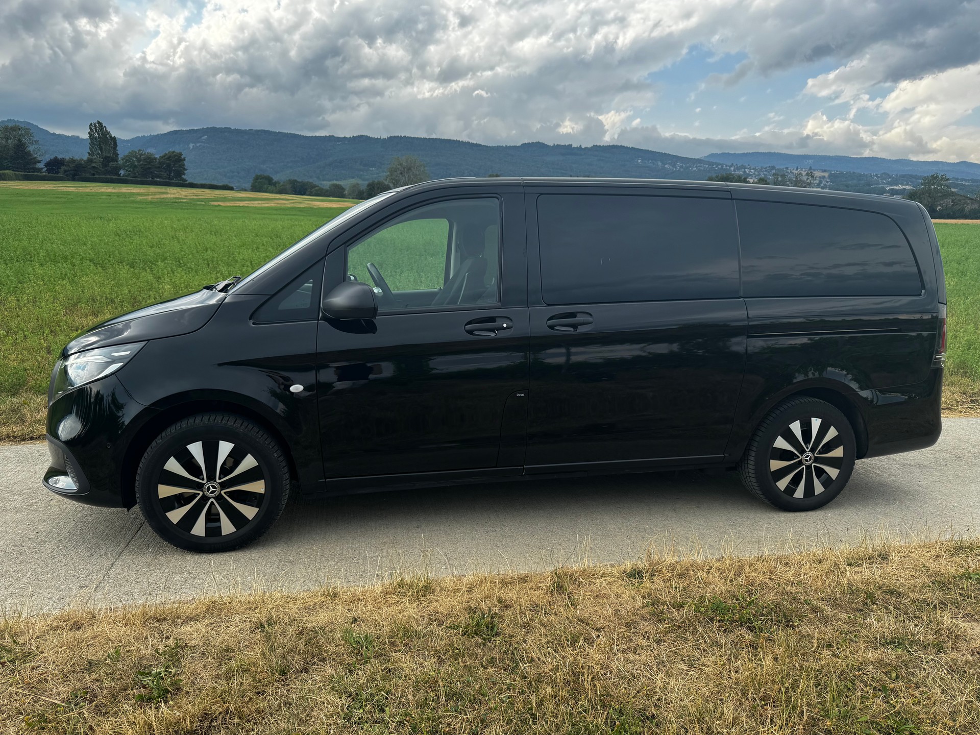 MERCEDES-BENZ 116 CDI Lang Select Tourer 4Matic 9G-Tronic-image-1