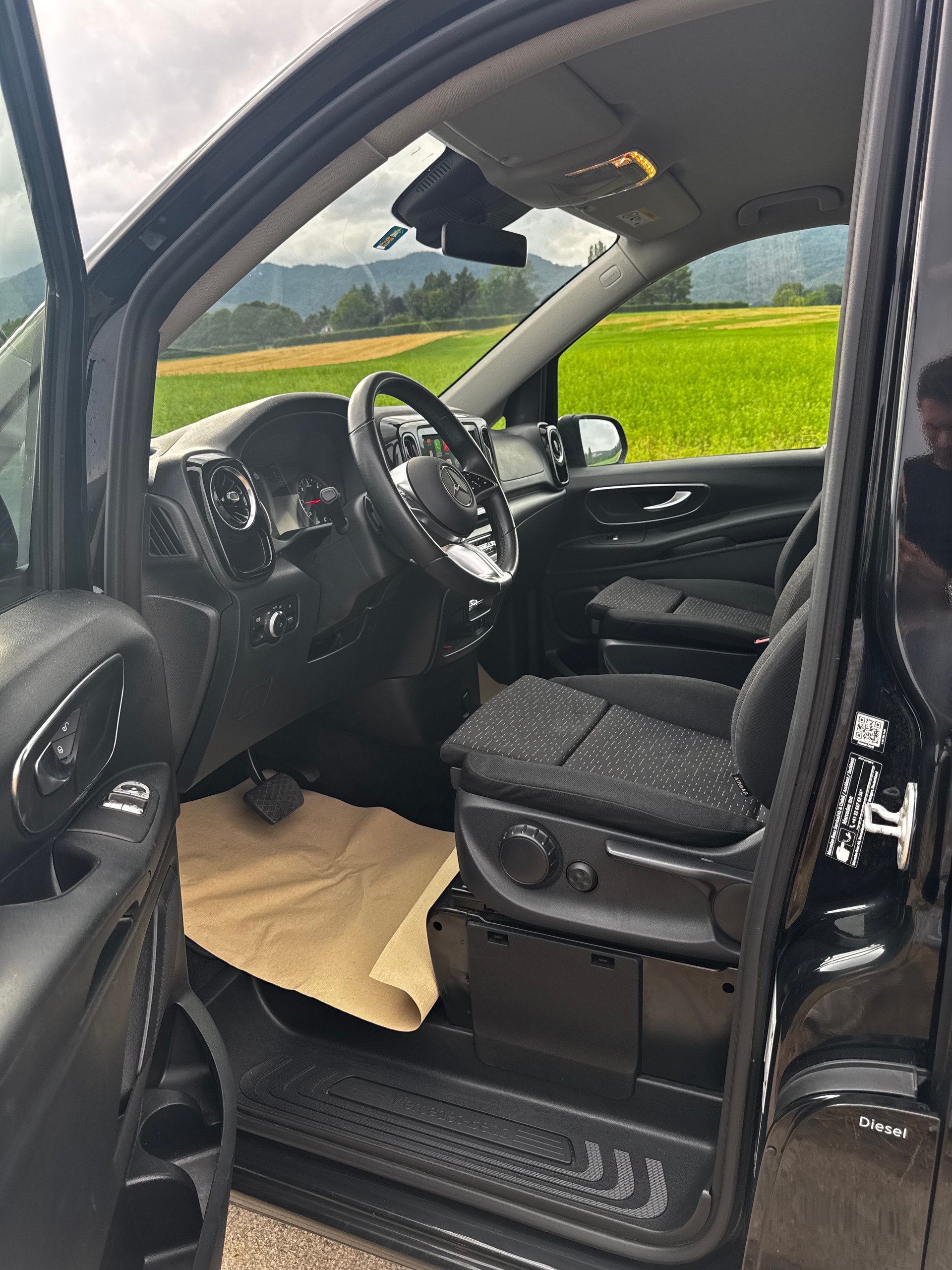 MERCEDES-BENZ 116 CDI Lang Select Tourer 4Matic 9G-Tronic-image-16