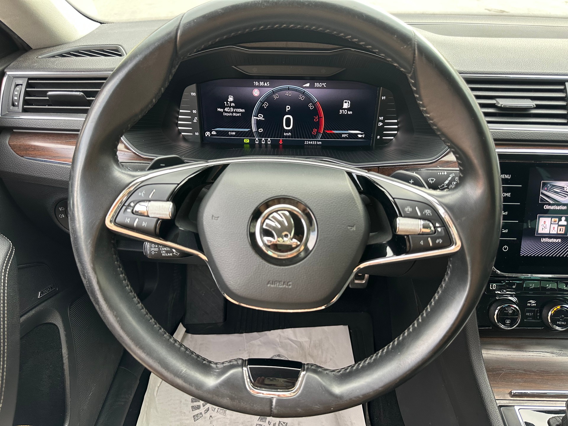SKODA Superb 2.0 TSI Scout 4x4 DSG-image-10