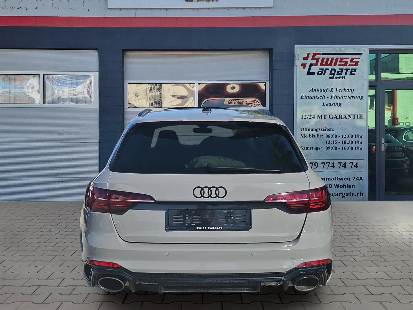 AUDI RS4 Avant quattro tiptronic mit AHK & Panoramadach-image-6