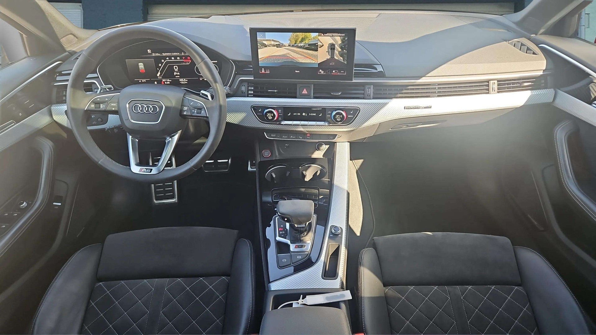 AUDI RS4 Avant quattro tiptronic mit AHK & Panoramadach-image-9