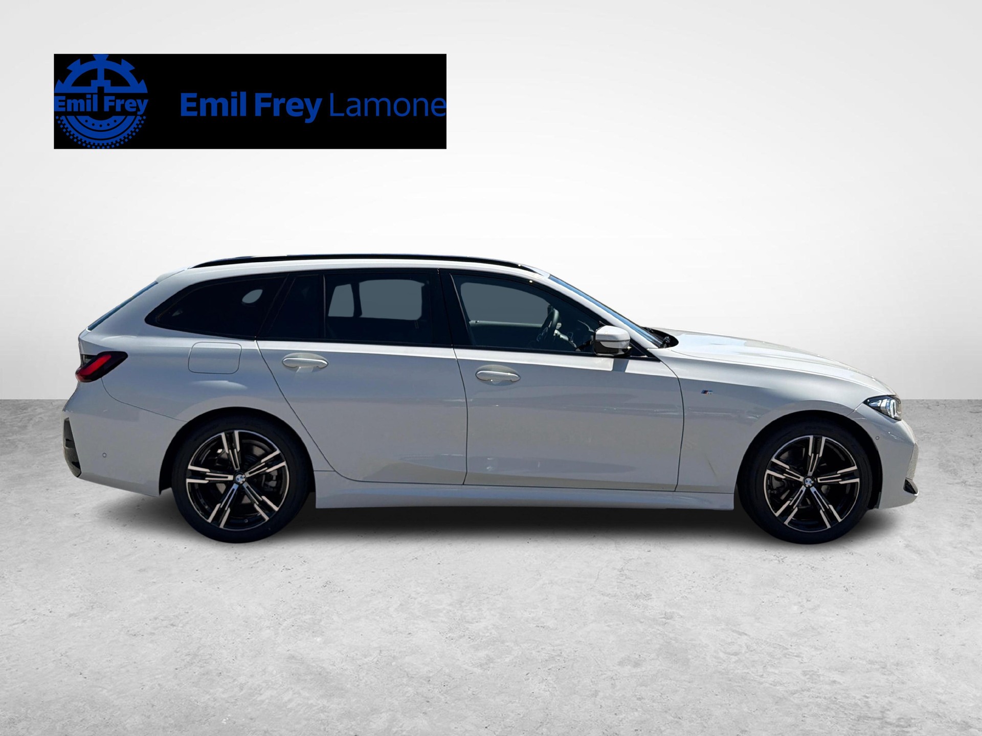 BMW 320d xDrive SAG Touring-image-5