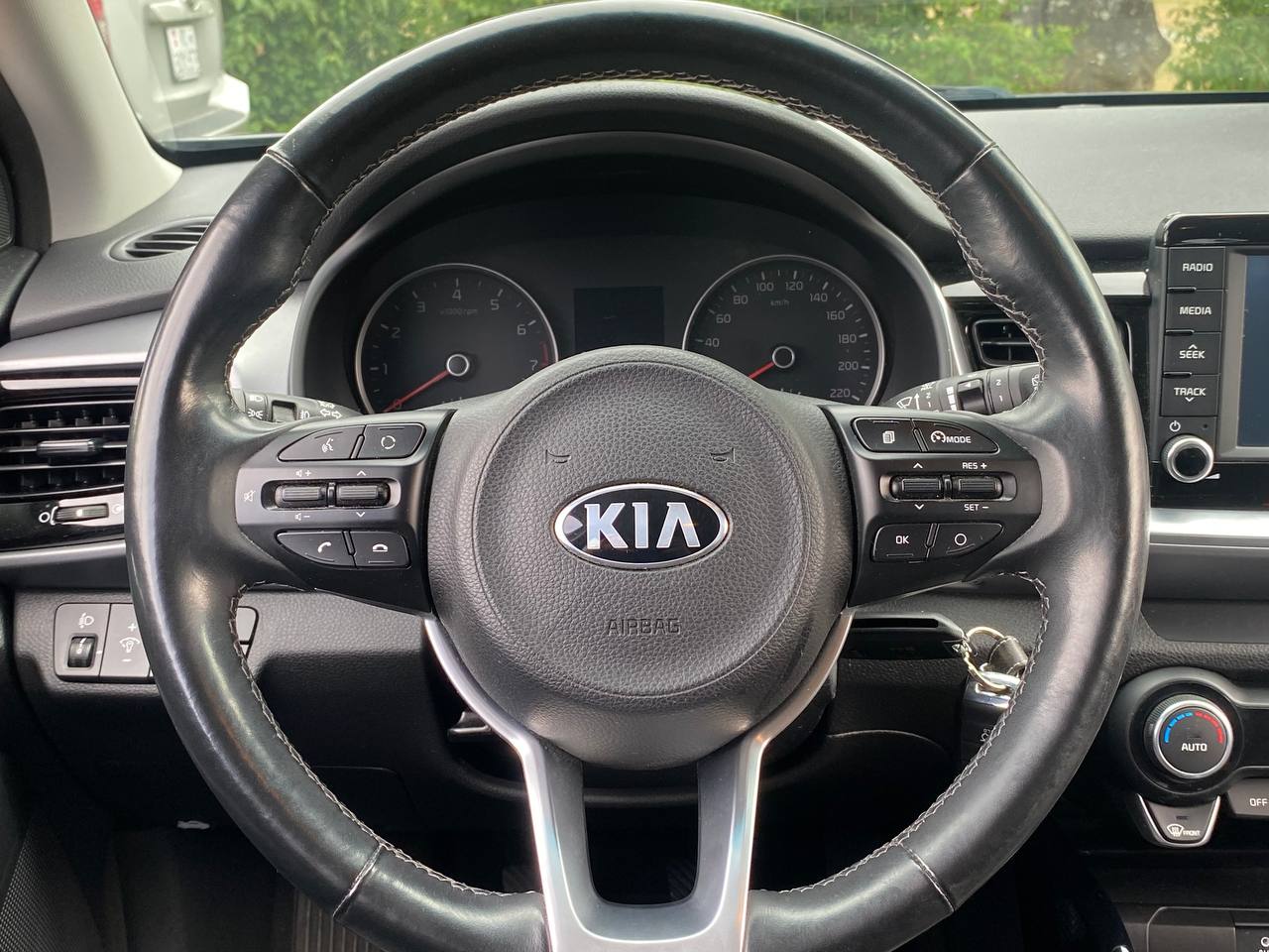 KIA Stonic 1.0 T-GDi-image-12