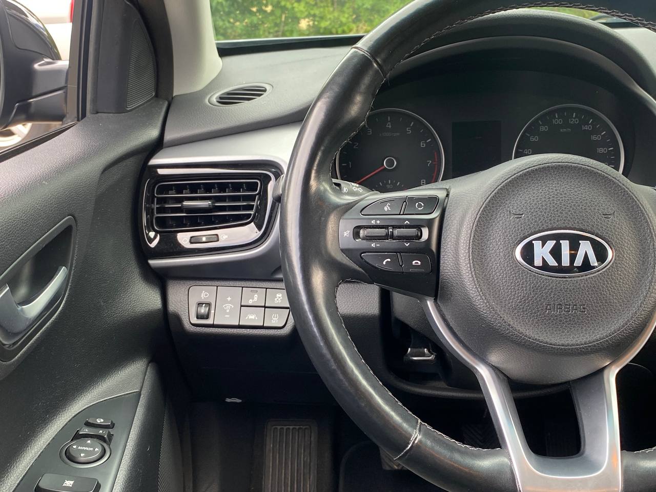 KIA Stonic 1.0 T-GDi-image-13