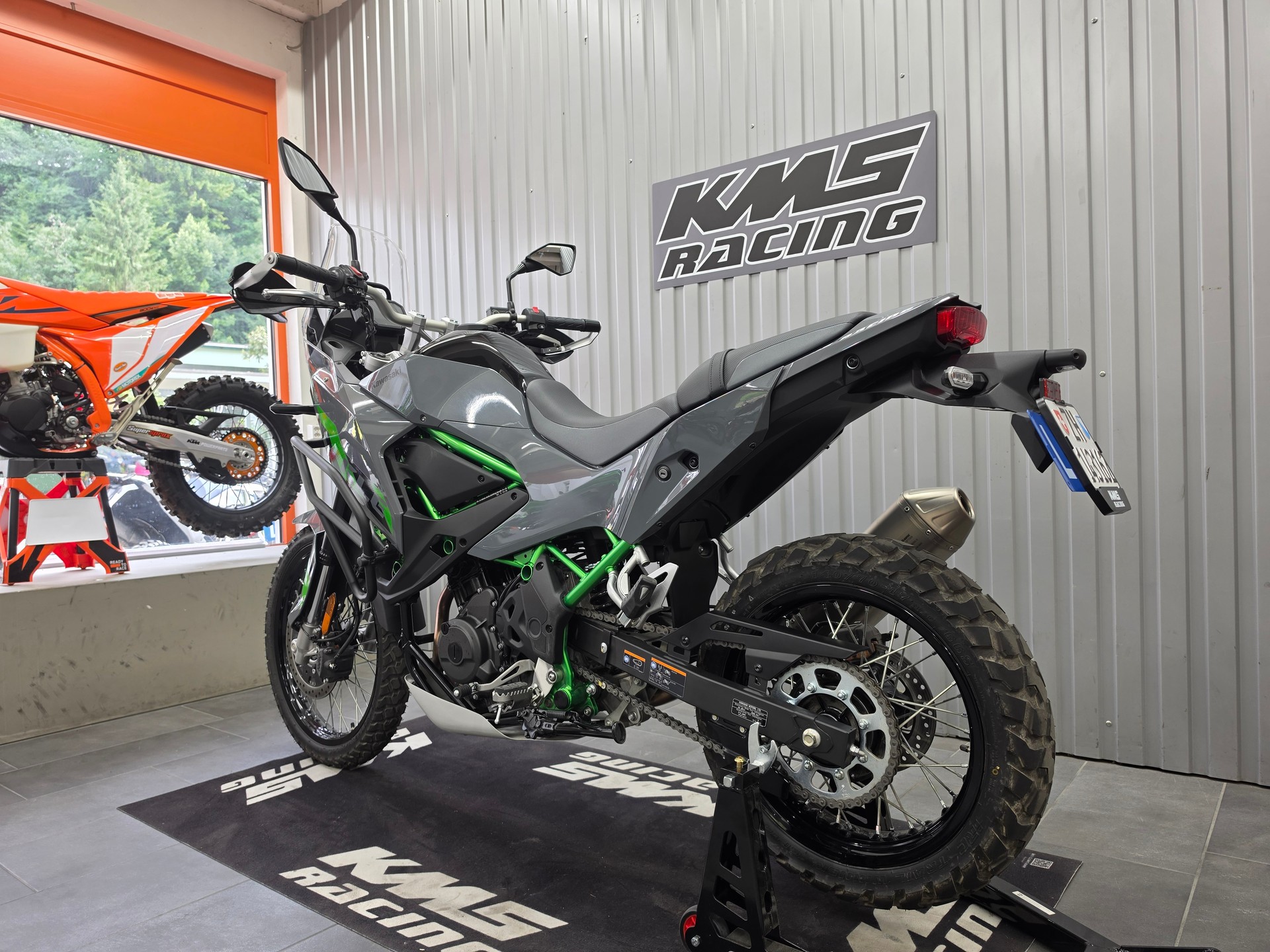 KAWASAKI 500 SE-showroom-element-3