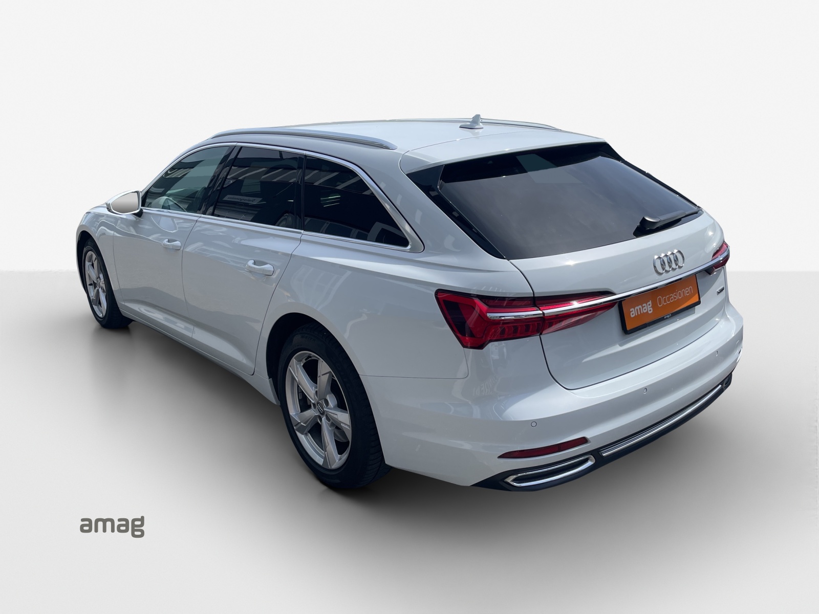 AUDI A6 Avant 45 TFSI Sport S-tronic quattro-image-2