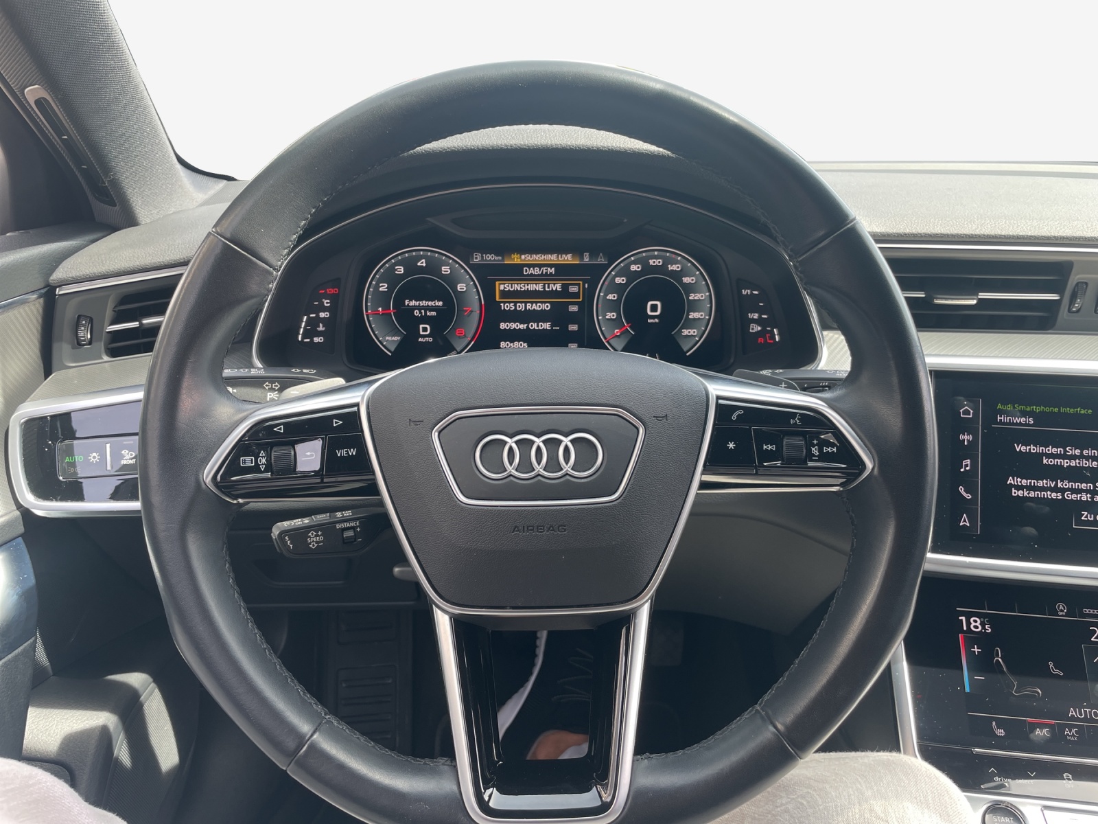 AUDI A6 Avant 45 TFSI Sport S-tronic quattro-image-9