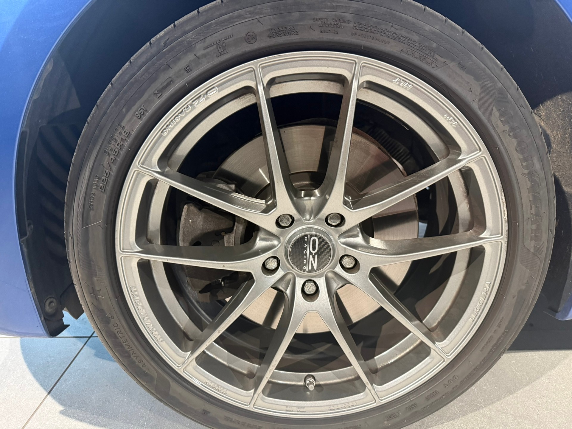 BMW 225i xDrive Active Tourer M Sport Steptronic-image-11
