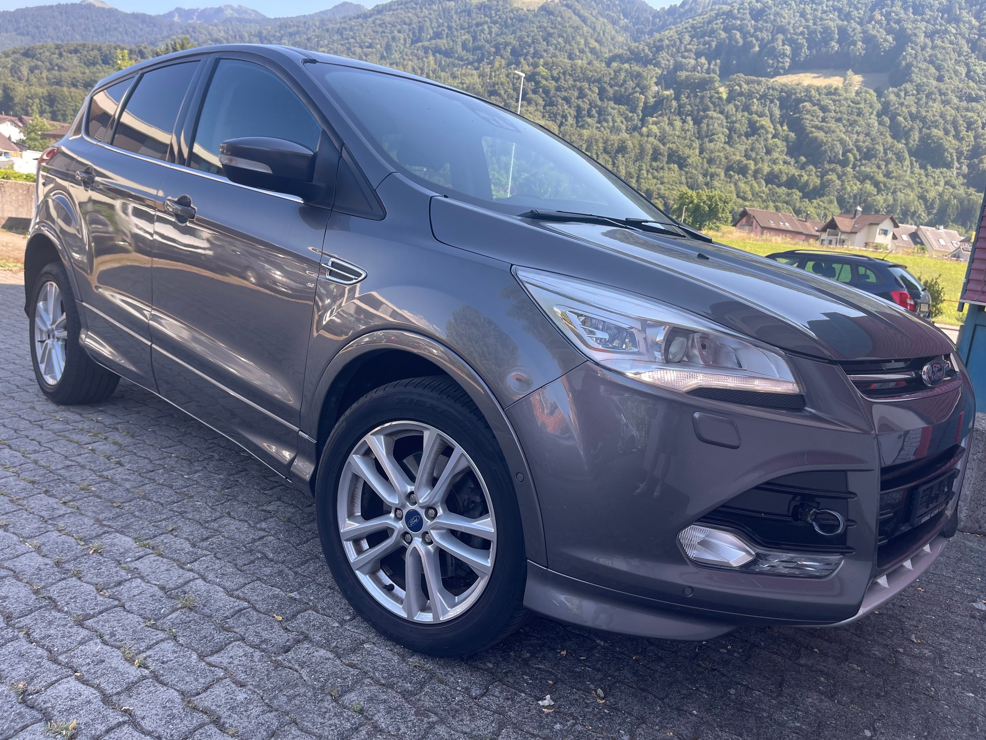 FORD Kuga 2.0 TDCi Titanium 4WD PowerShift-image-4