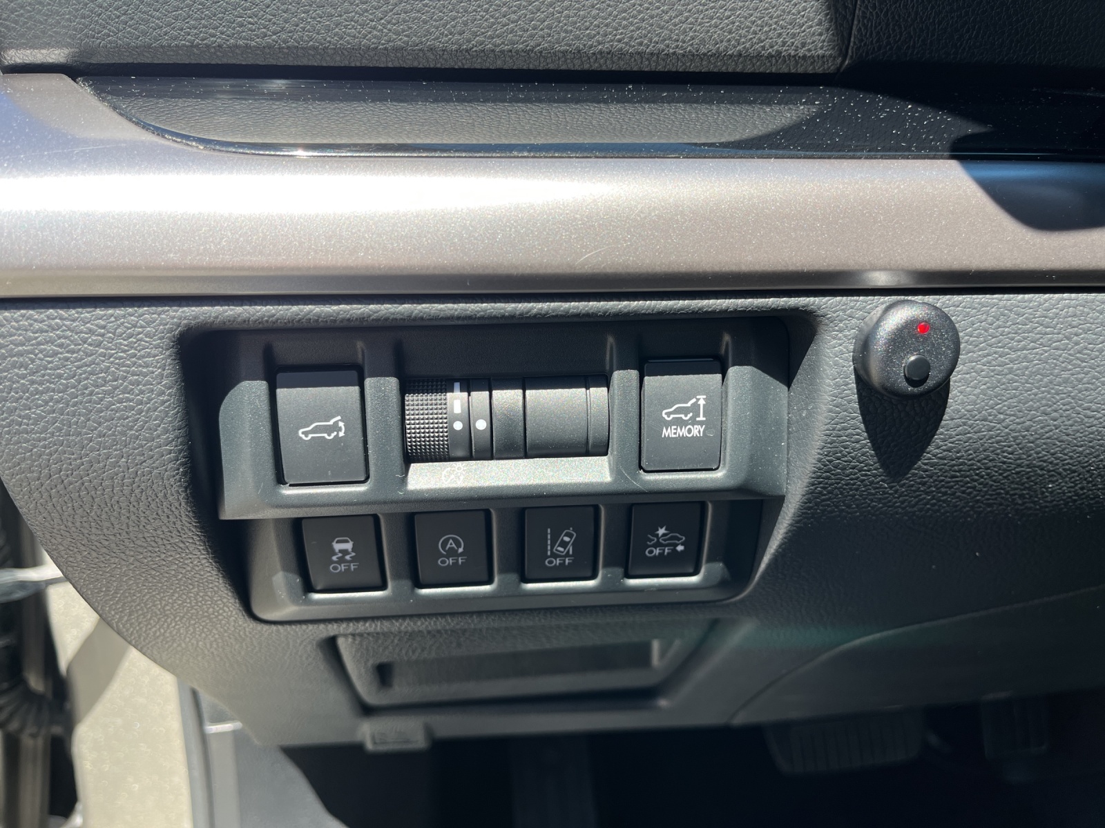 SUBARU Outback 2.5i Luxury-image-13