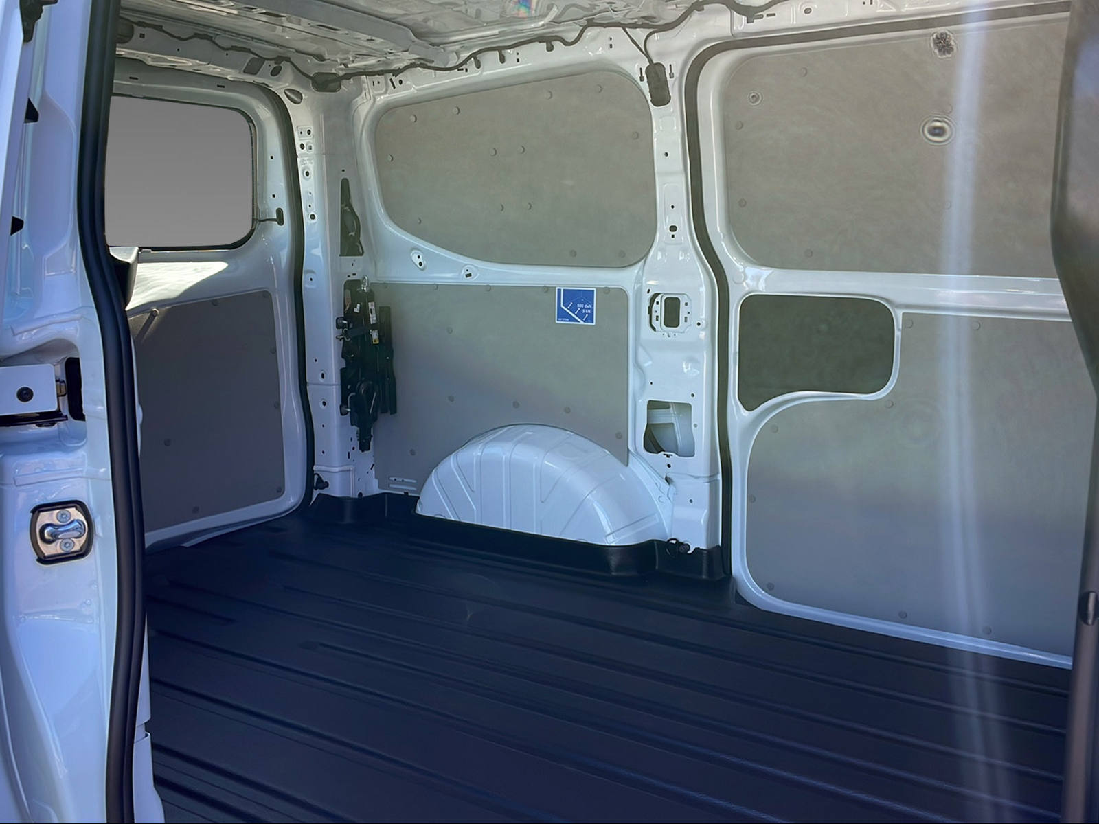 FORD Transit C Van 320 L1 2.0 EcoBlue 136 Trend-image-7