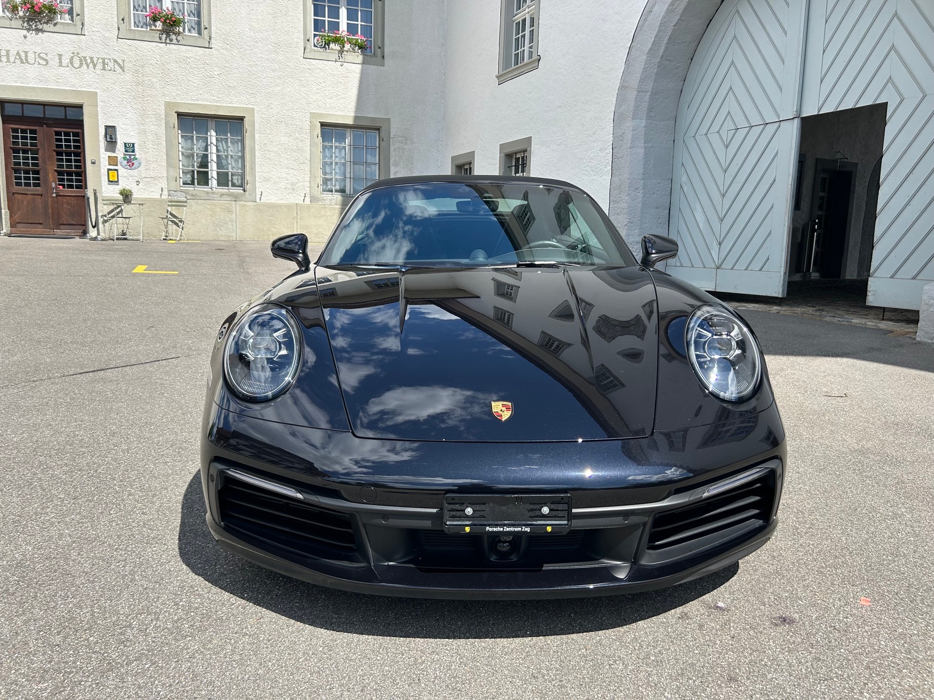 PORSCHE 911 Carrera 4 Cabriolet PDK-image-2