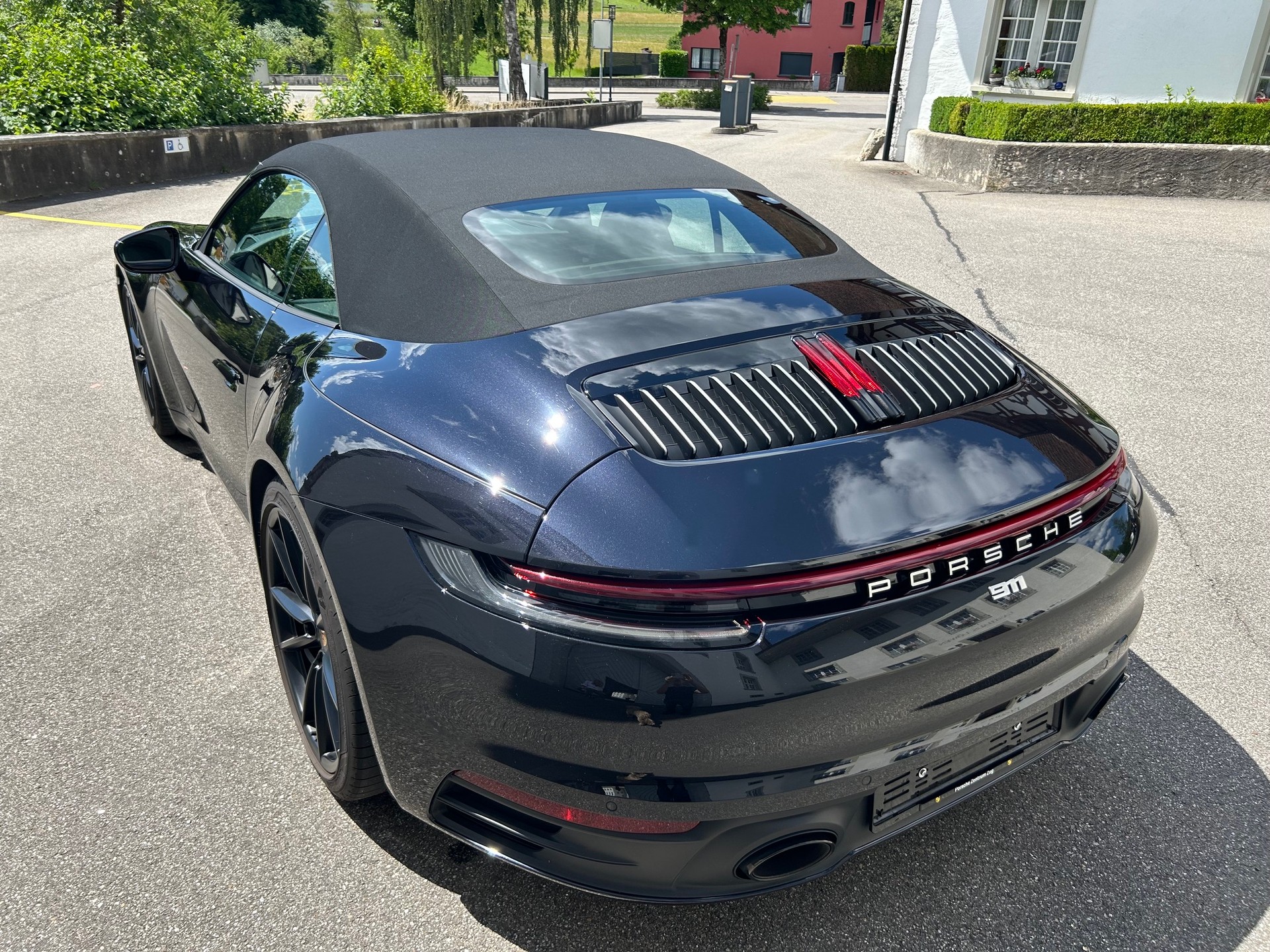PORSCHE 911 Carrera 4 Cabriolet PDK-image-11