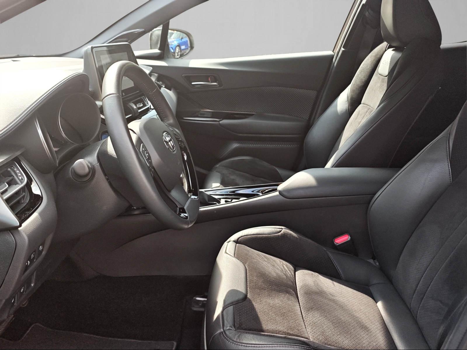 TOYOTA C-HR 2.0 VVTi HSD Move-image-8