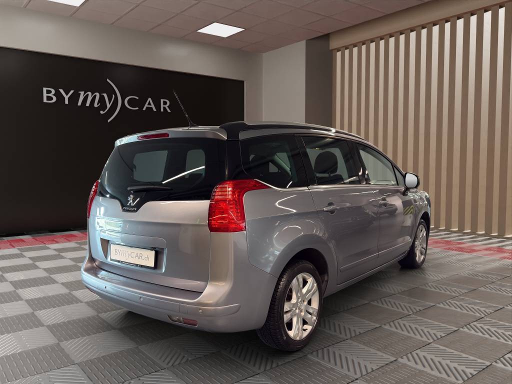 PEUGEOT 5008 1.6 THP Allure Tiptronic-image-2