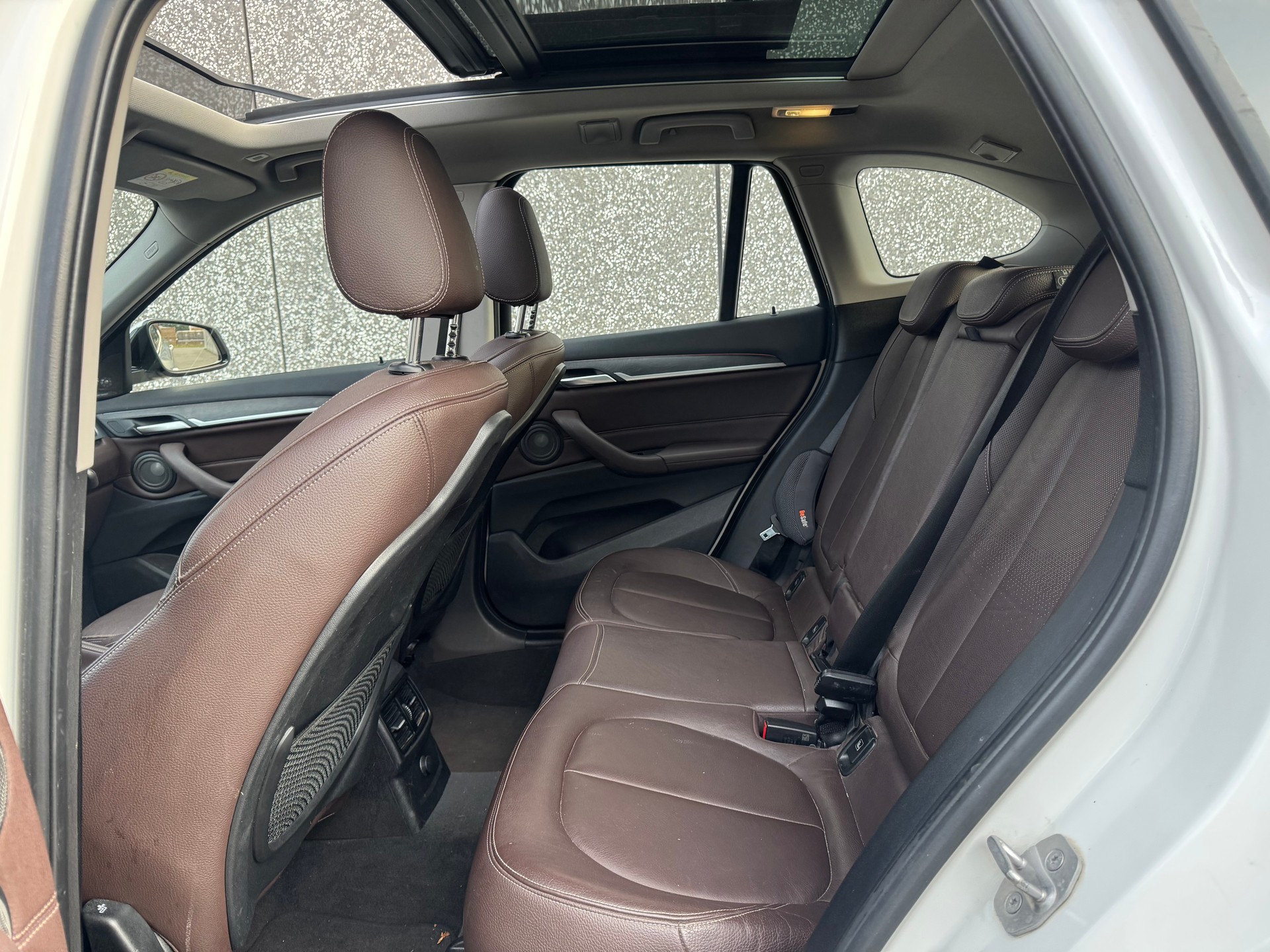BMW X1 xDrive 20d Sport Line Steptronic-image-15