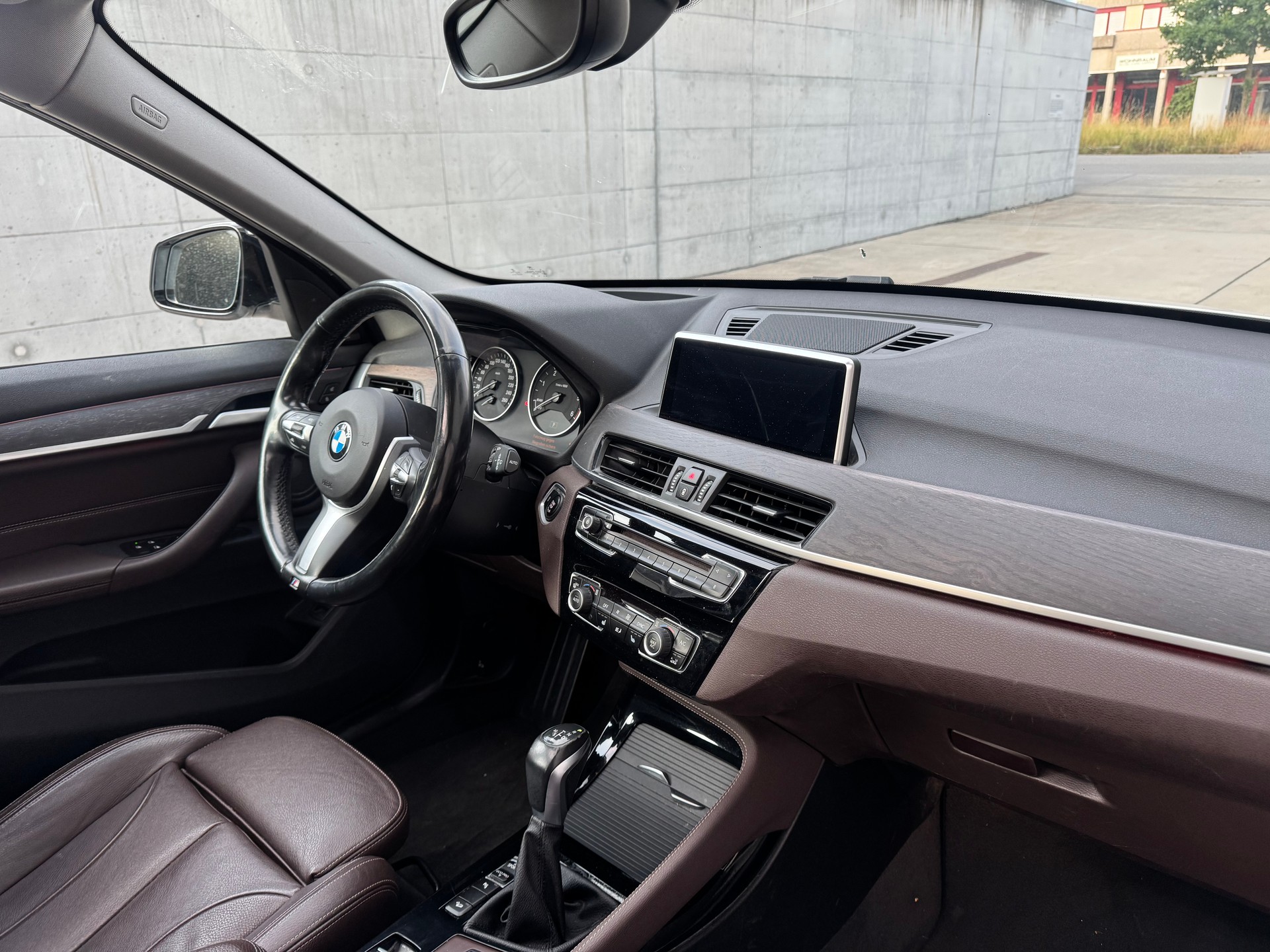BMW X1 xDrive 20d Sport Line Steptronic-image-21
