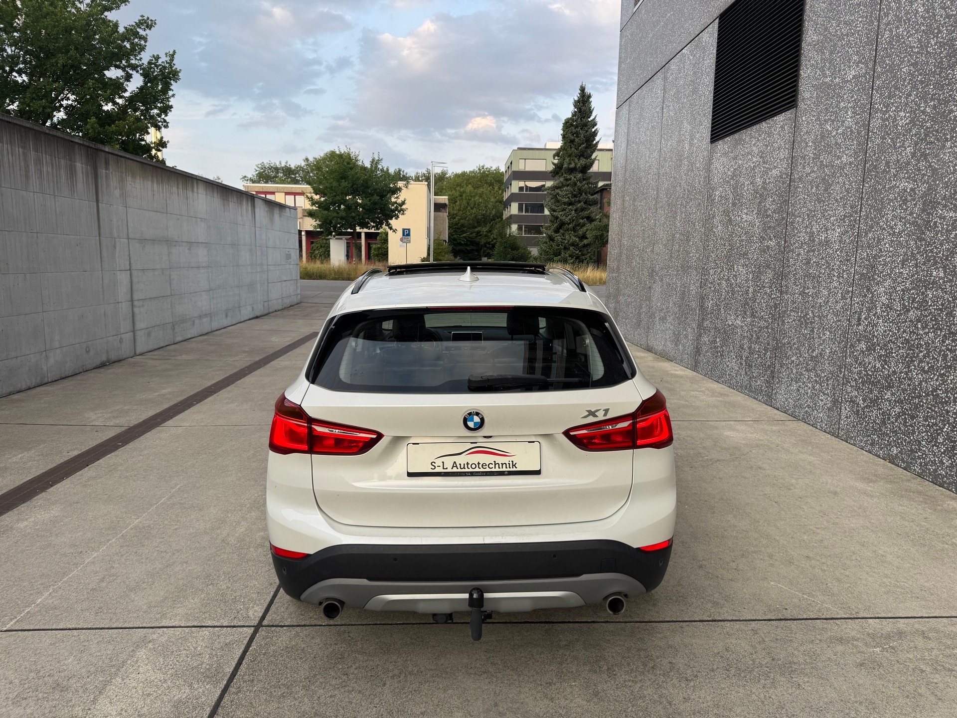 BMW X1 xDrive 20d Sport Line Steptronic-image-5