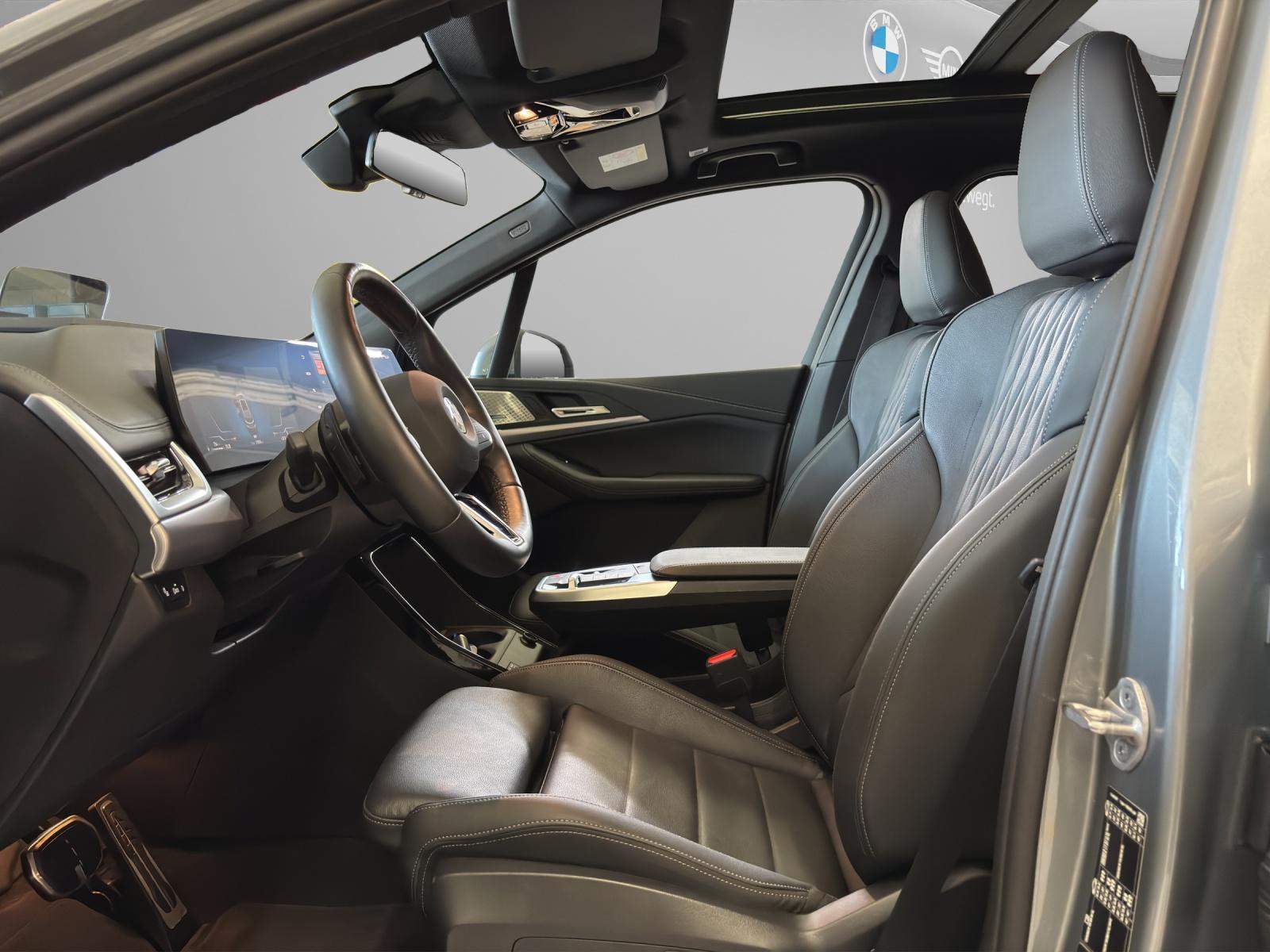 BMW 223i xDrive SDKG Active Tourer-image-5