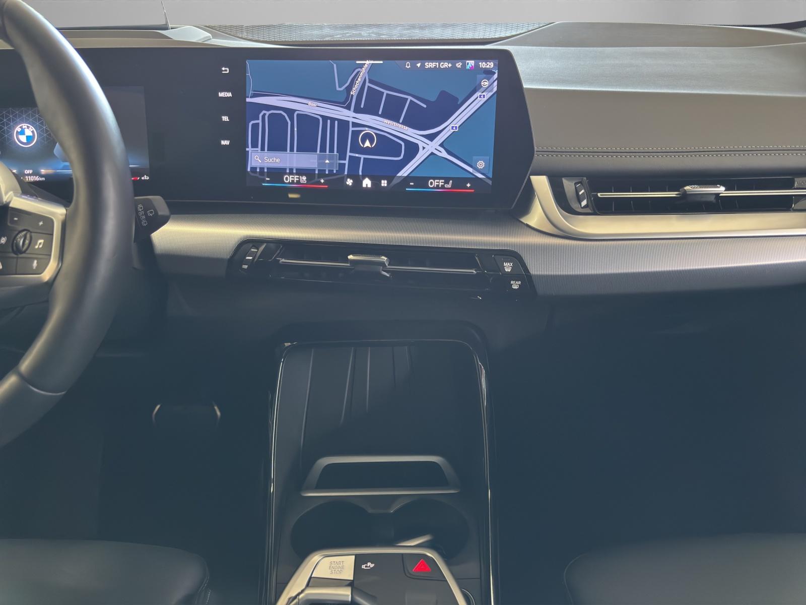 BMW 223i xDrive SDKG Active Tourer-image-12