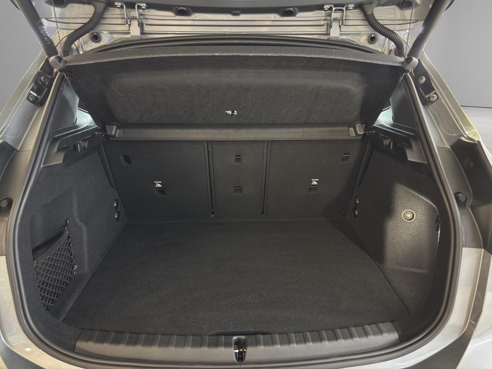 BMW 223i xDrive SDKG Active Tourer-image-15