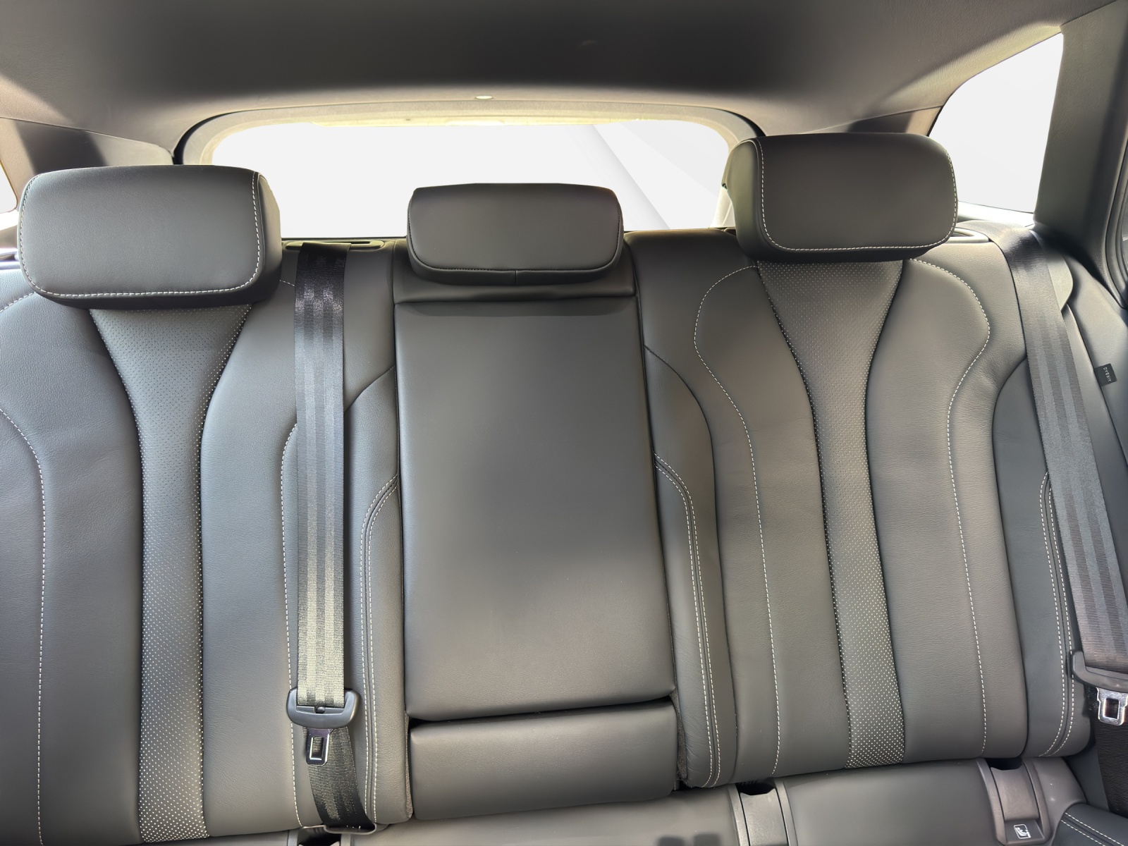 SKODA Enyaq 4x4 RS-image-14