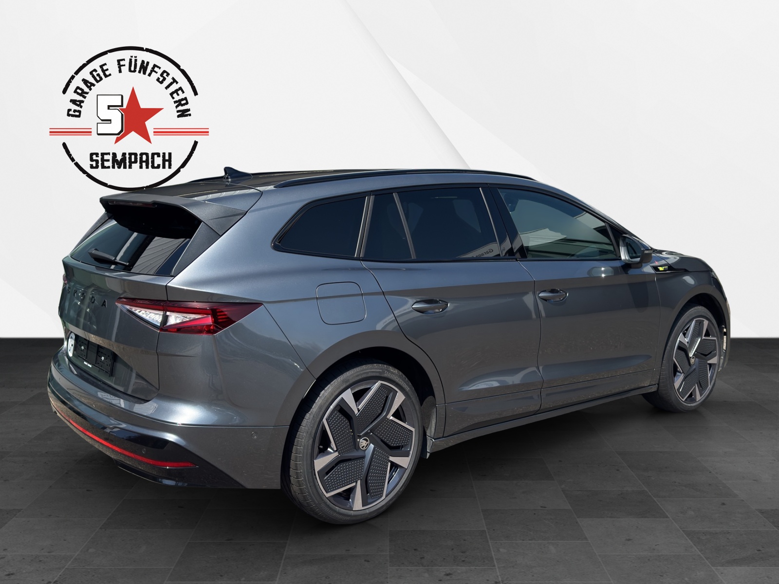 SKODA Enyaq 4x4 RS-image-4