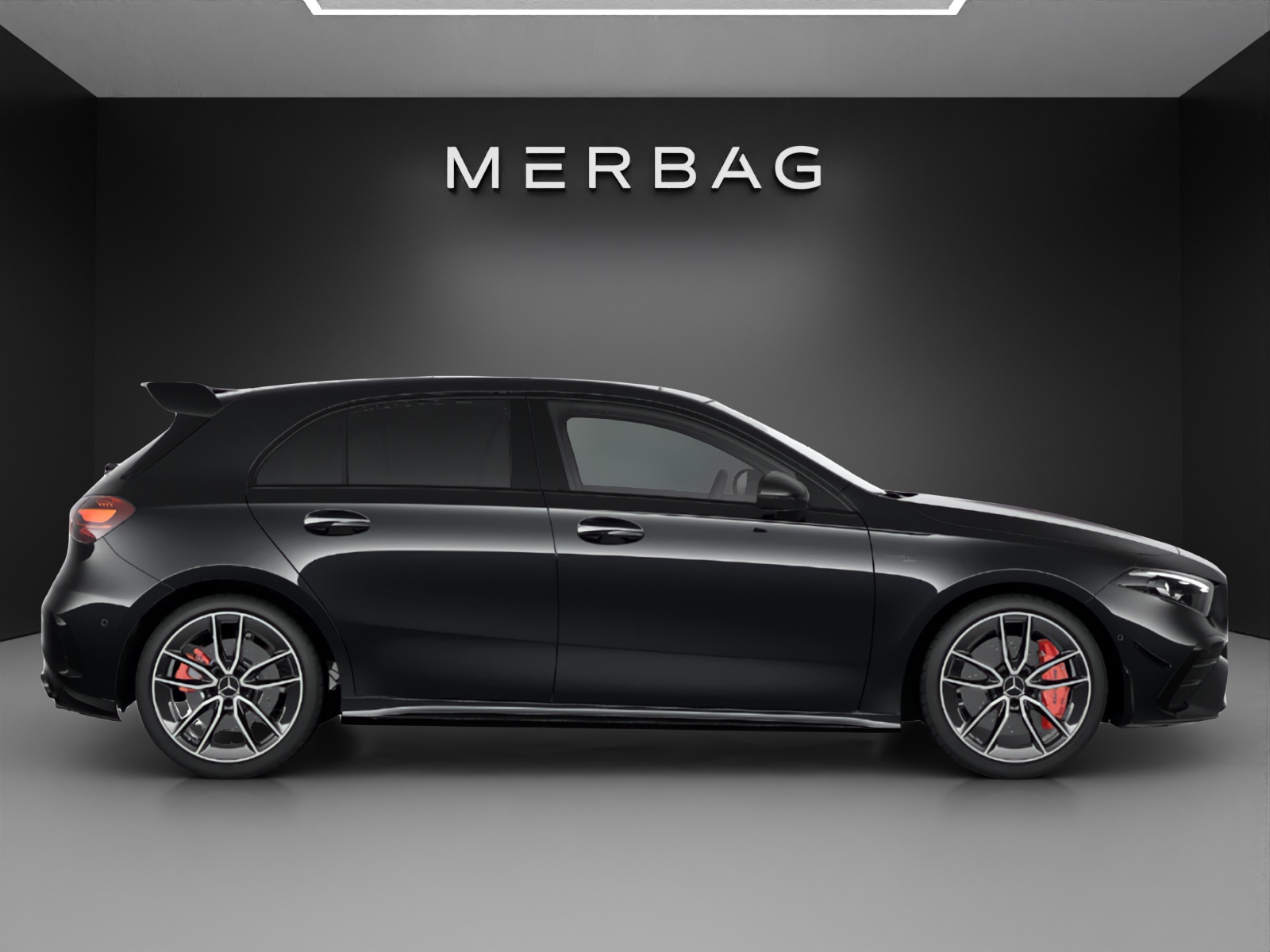 MERCEDES-BENZ A AMG 35 4Matic 8G-DCT-image-1