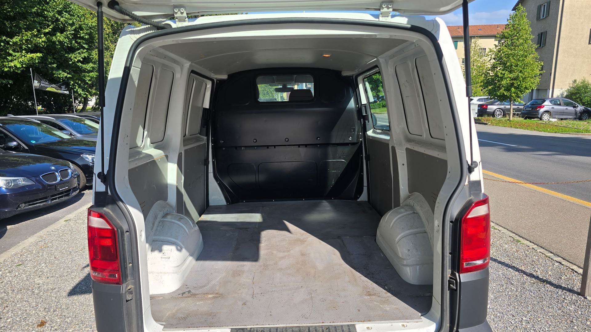 VW T6 2.0 TDI DSG-image-6