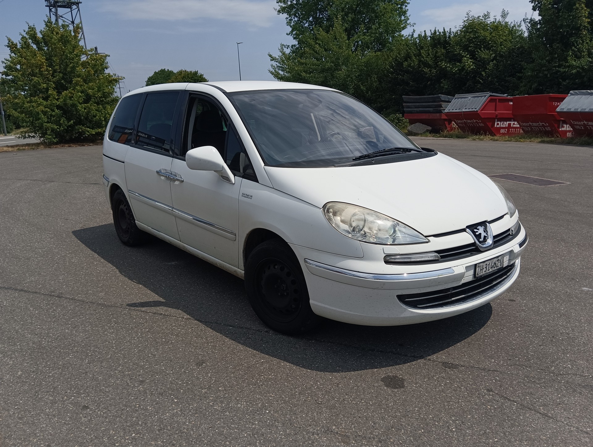 PEUGEOT 807 2.0 16V HDi Family+-image-1