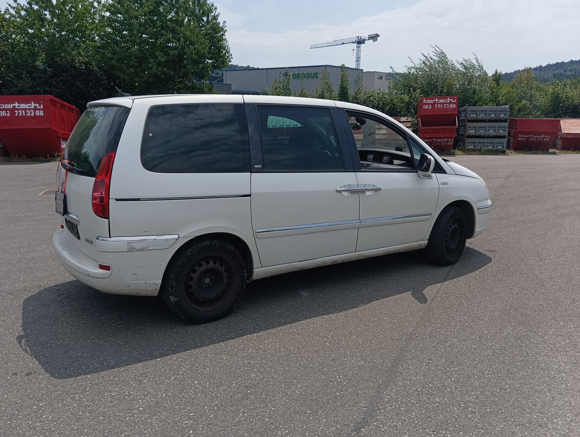 PEUGEOT 807 2.0 16V HDi Family+-image-2