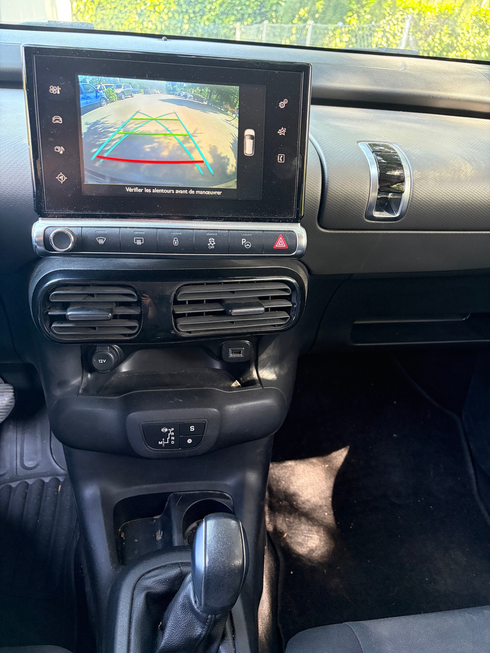 CITROEN C4 Cactus 1.2 e-THP Shine Editionl EAT6-image-9