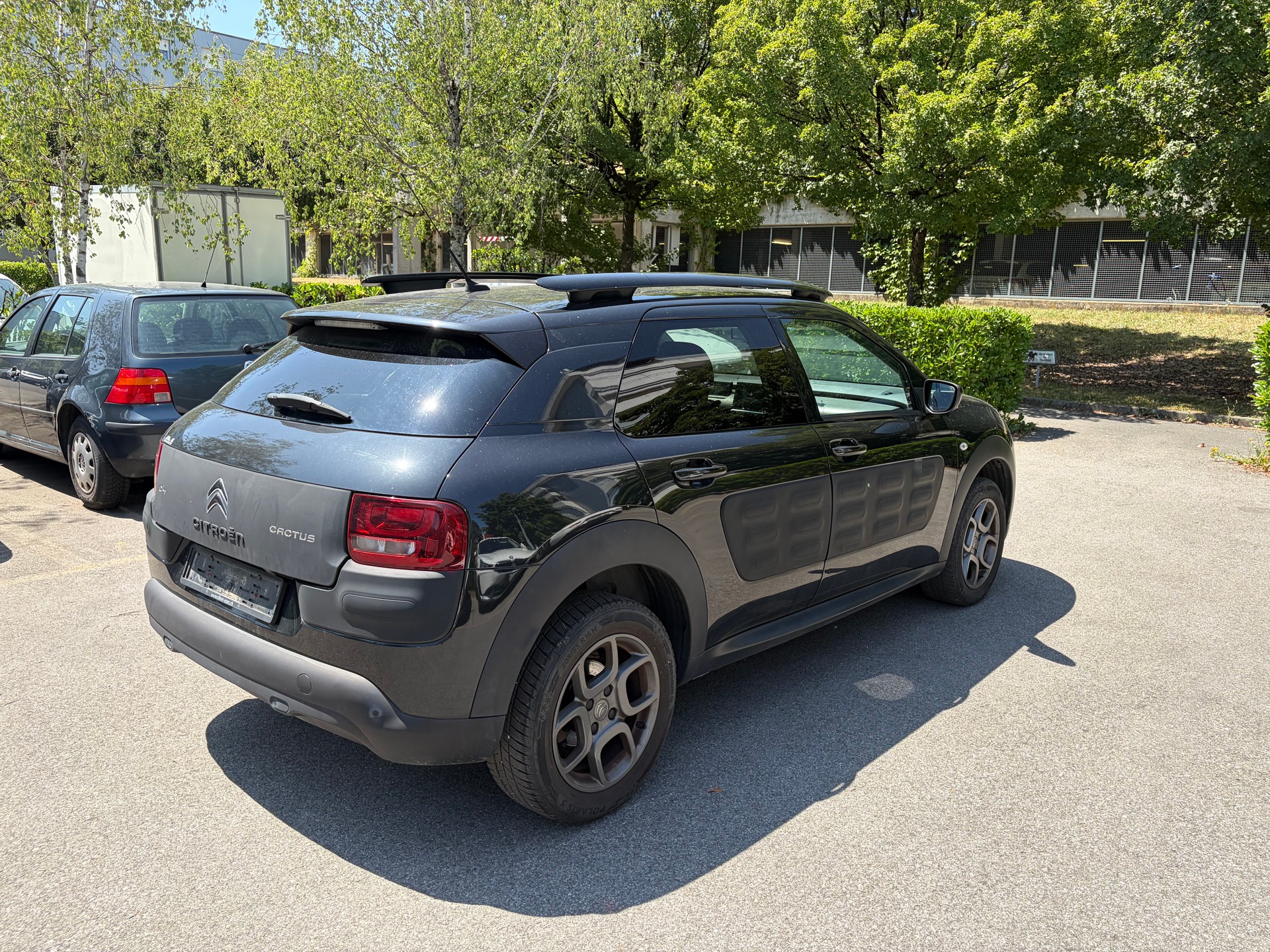 CITROEN C4 Cactus 1.2 e-THP Shine Editionl EAT6-image-2