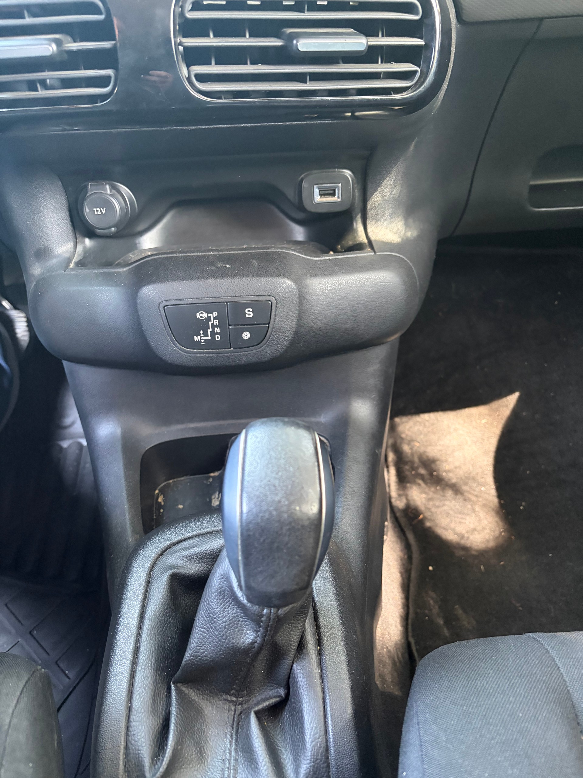 CITROEN C4 Cactus 1.2 e-THP Shine Editionl EAT6-image-10