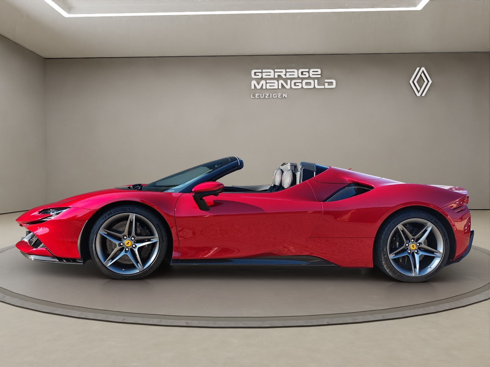 FERRARI SF90 Spider-image-1