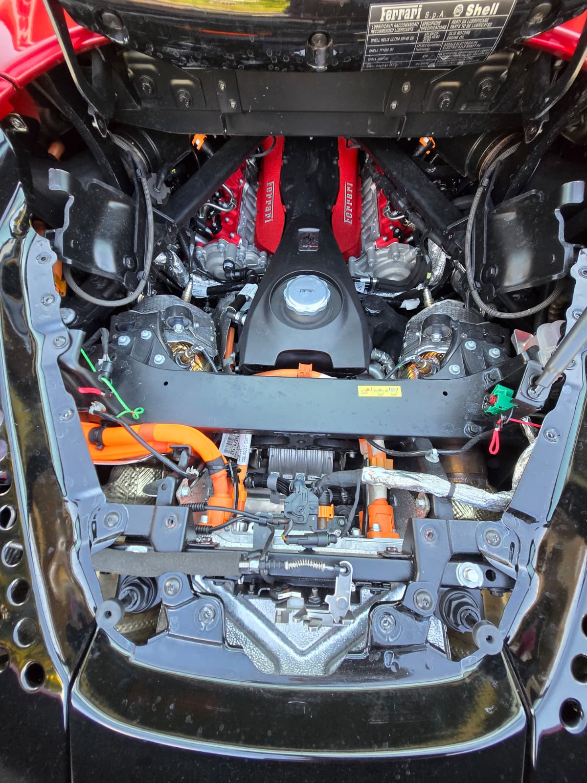FERRARI SF90 Spider-image-15