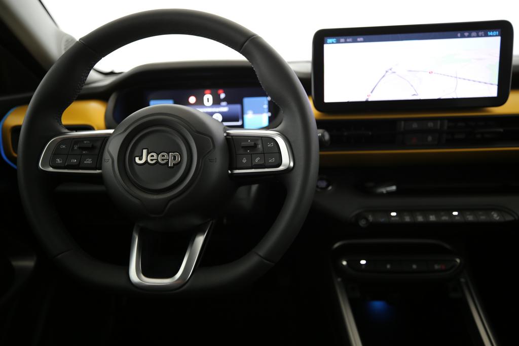JEEP Avenger Summit-image-6