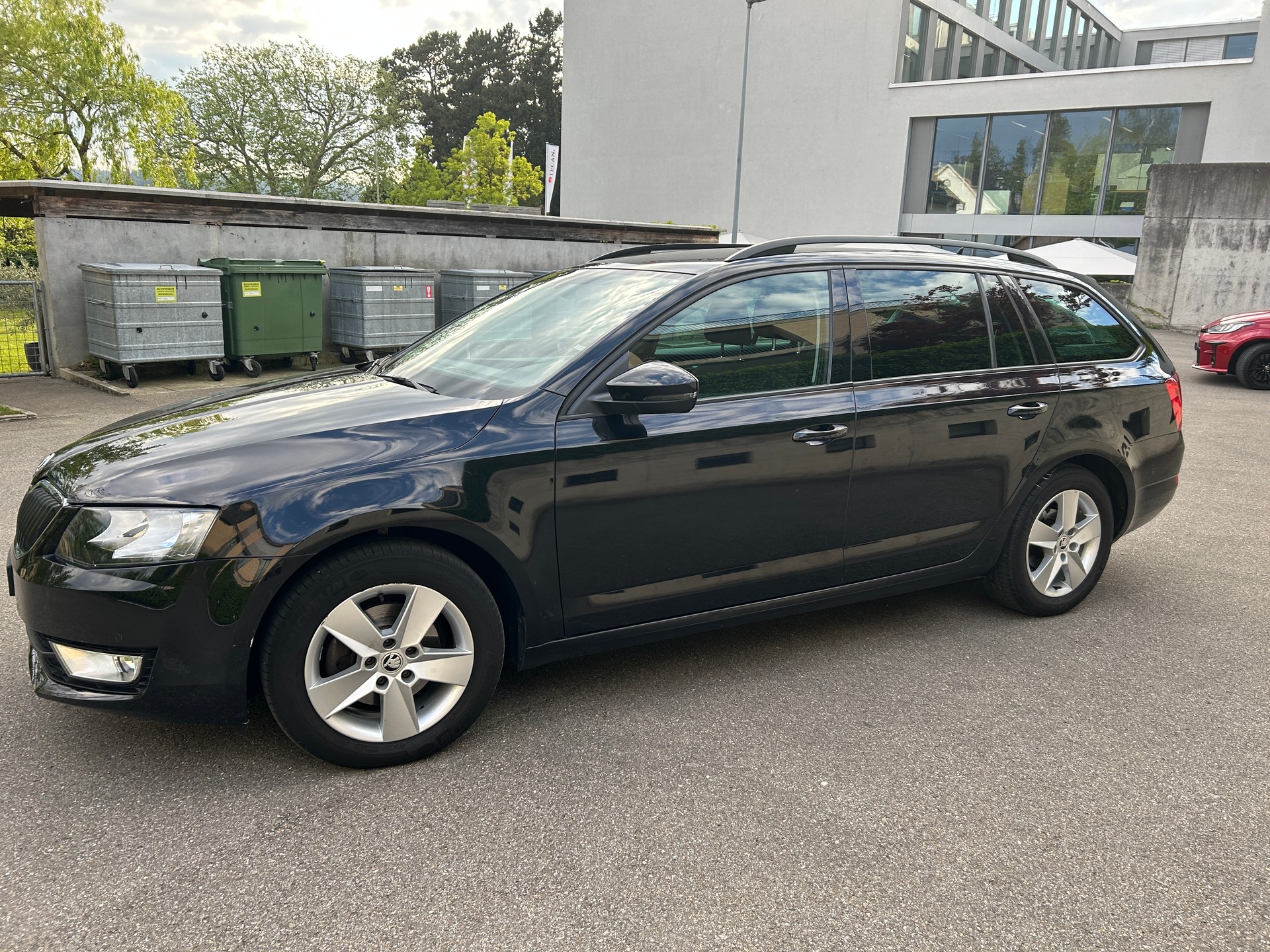 SKODA 1.4 TSI 140 Fresh DSG-image-2