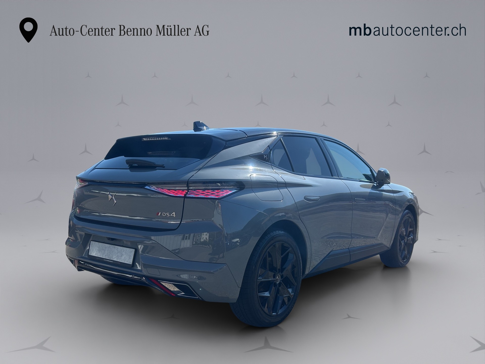 DS AUTOMOBILES 4 1.6 E-Tense Performance Line+-image-4