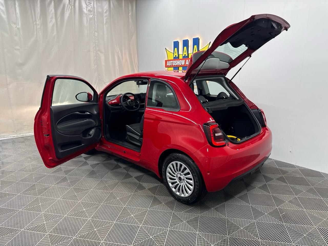FIAT 500 electric 87 kW Cult-image-11