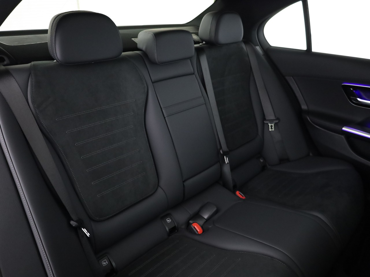 MERCEDES-BENZ C 220 d 4 Matic-image-10