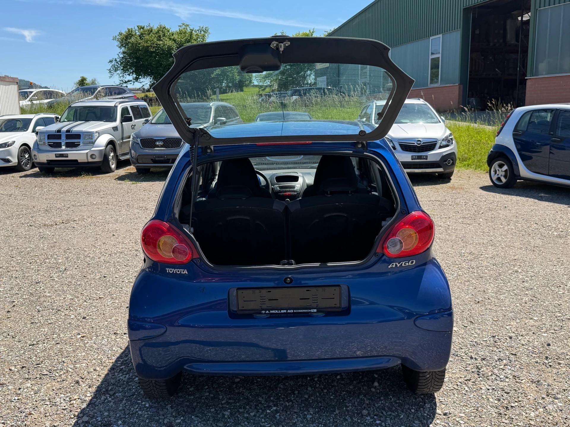 TOYOTA Aygo 1.0-image-12