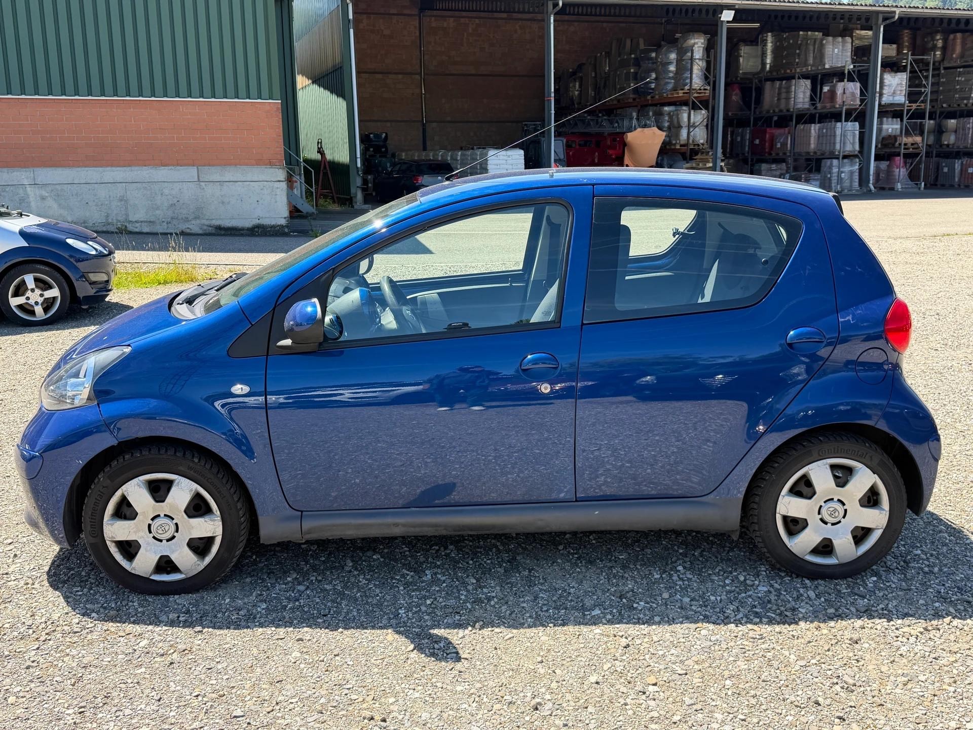 TOYOTA Aygo 1.0-image-8
