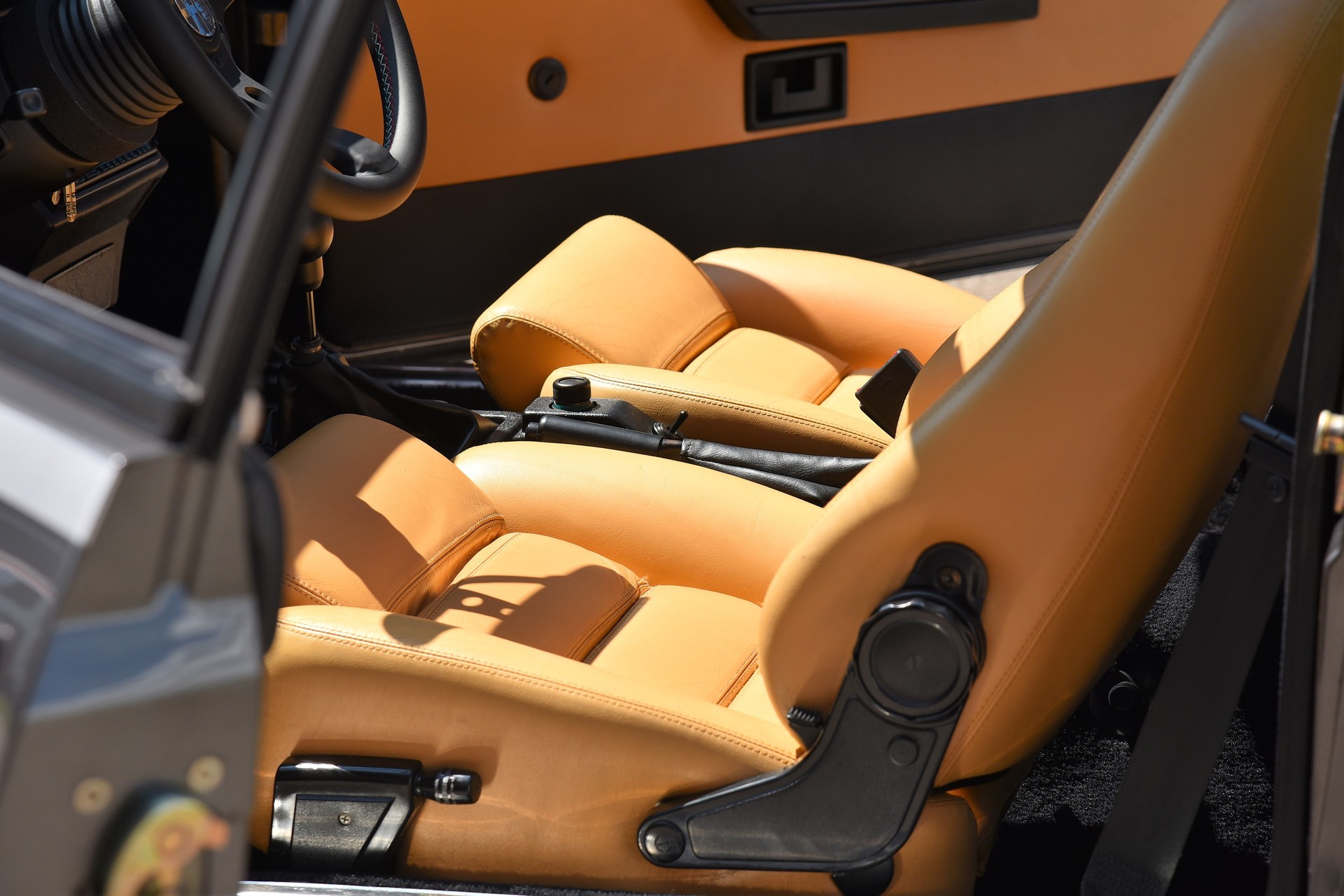 ALFA ROMEO GTV 6 2.5 Grand Prix-image-7