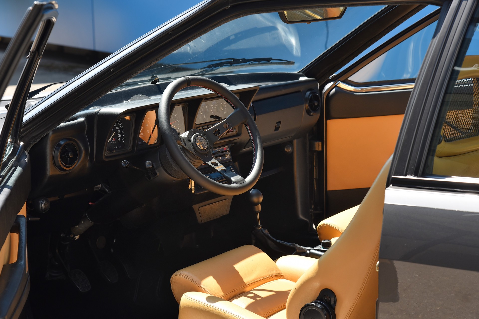 ALFA ROMEO GTV 6 2.5 Grand Prix-image-1