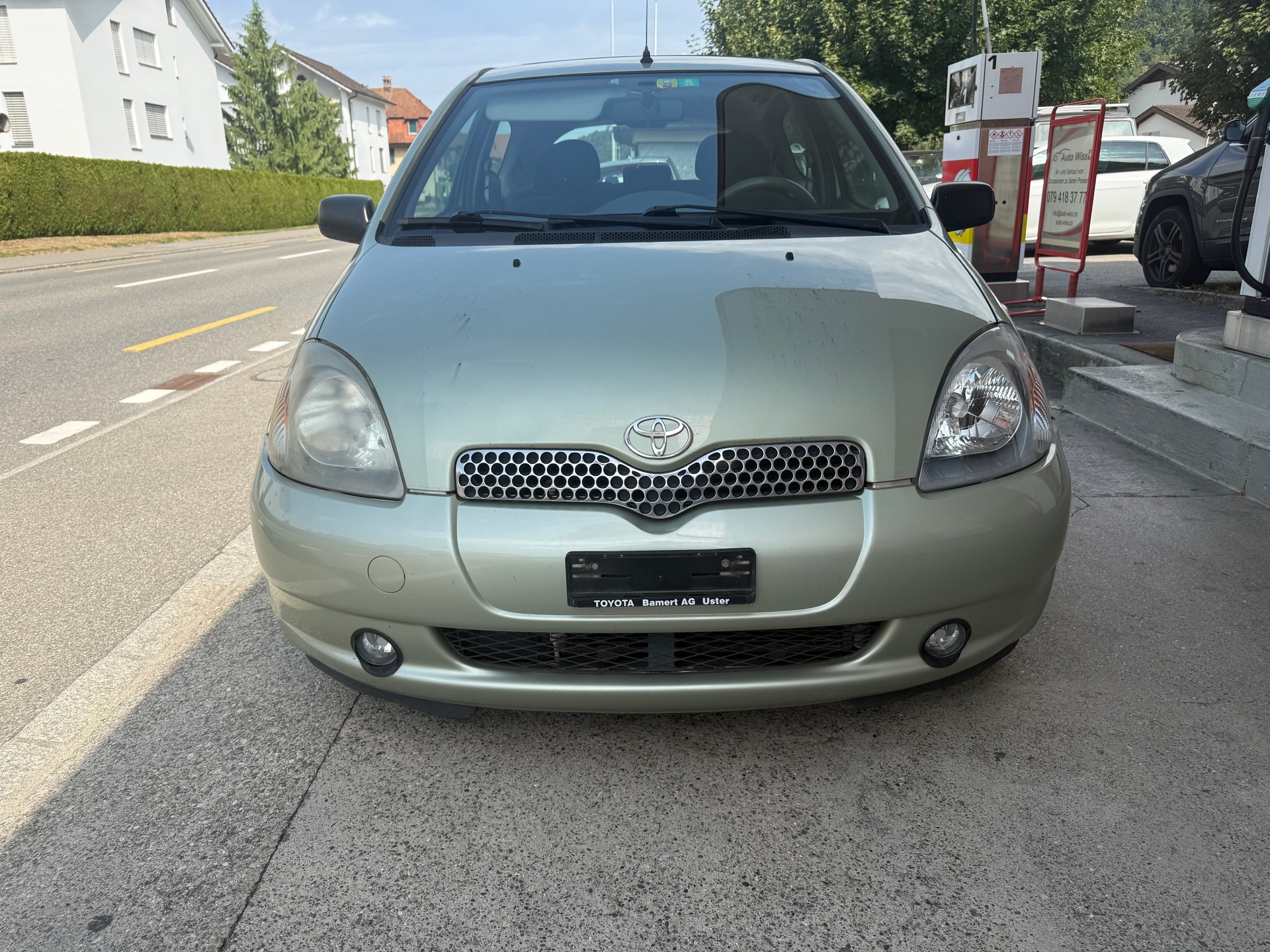 TOYOTA Yaris 1.3 Linea Sol-image-1